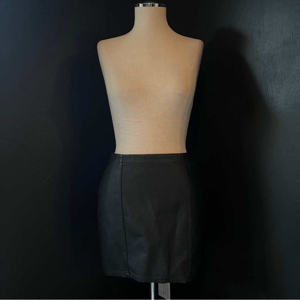 Forever 21 black vegan leather mini skirt